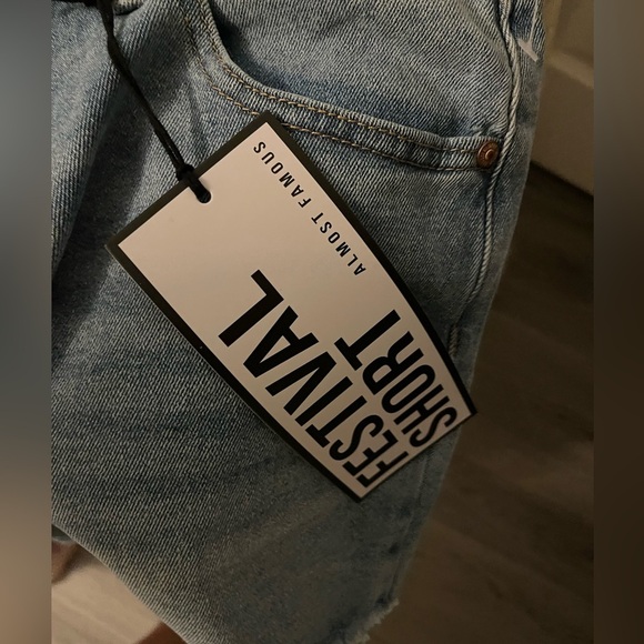 Almost Famous Light Blue Jean Shorts - Picture 6 of 9